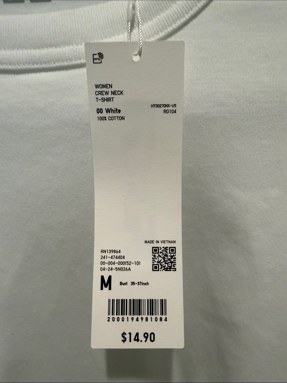 Uniqlo Classic White Crewneck T-Shirt - Picture 4 of 4